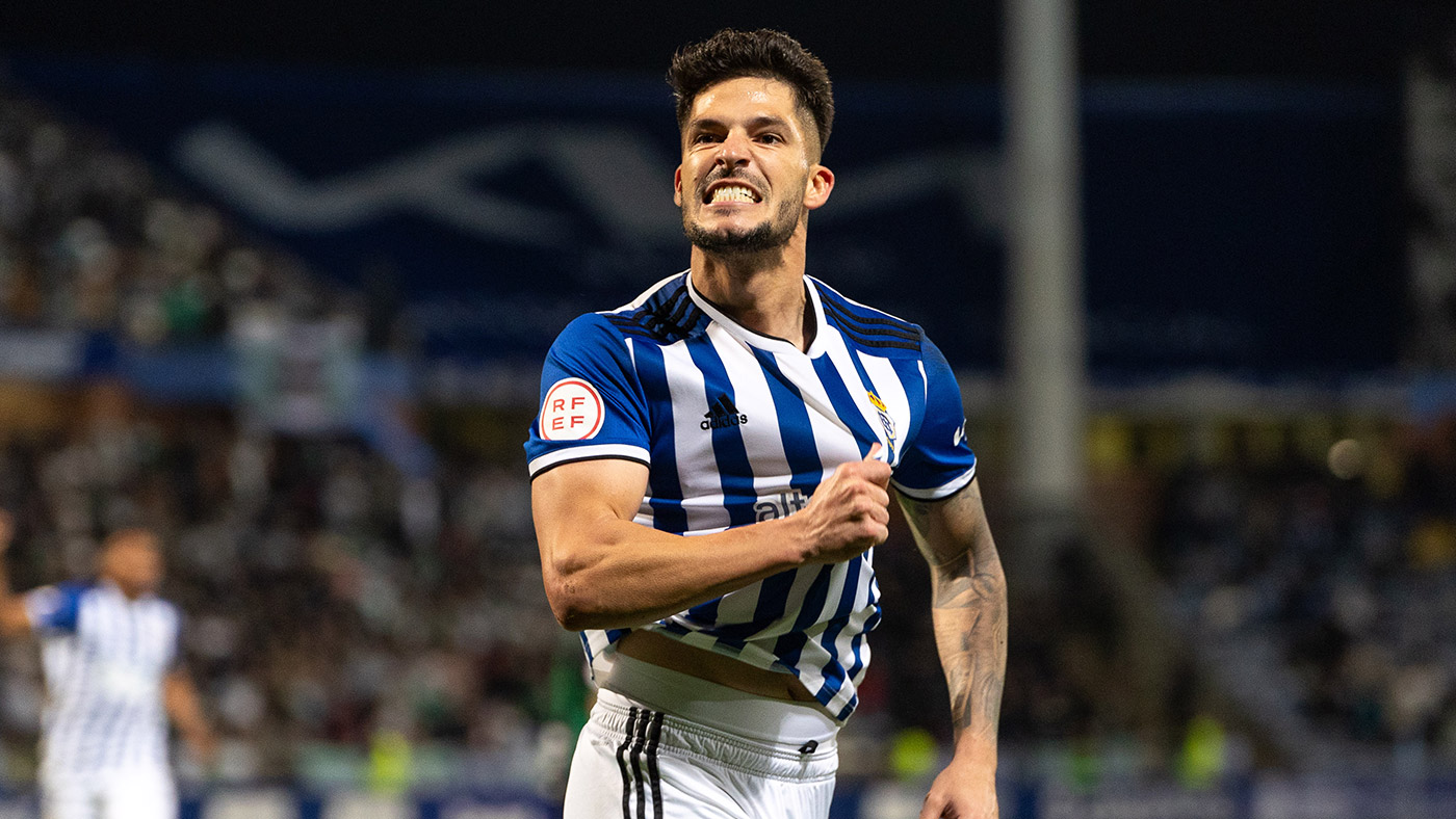 El alma del partido: El arte de capturar la emocion en la fotografia de futbol.