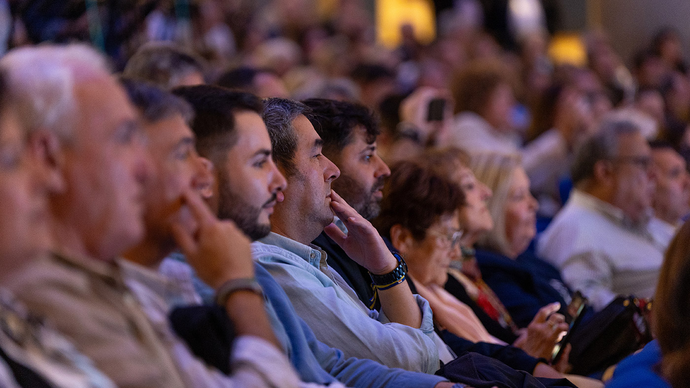 El factor humano en la cultura: La virtud de capturar la emocion en cada rincon.
